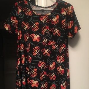 Xs Carly dress excellent condition! Lularoe